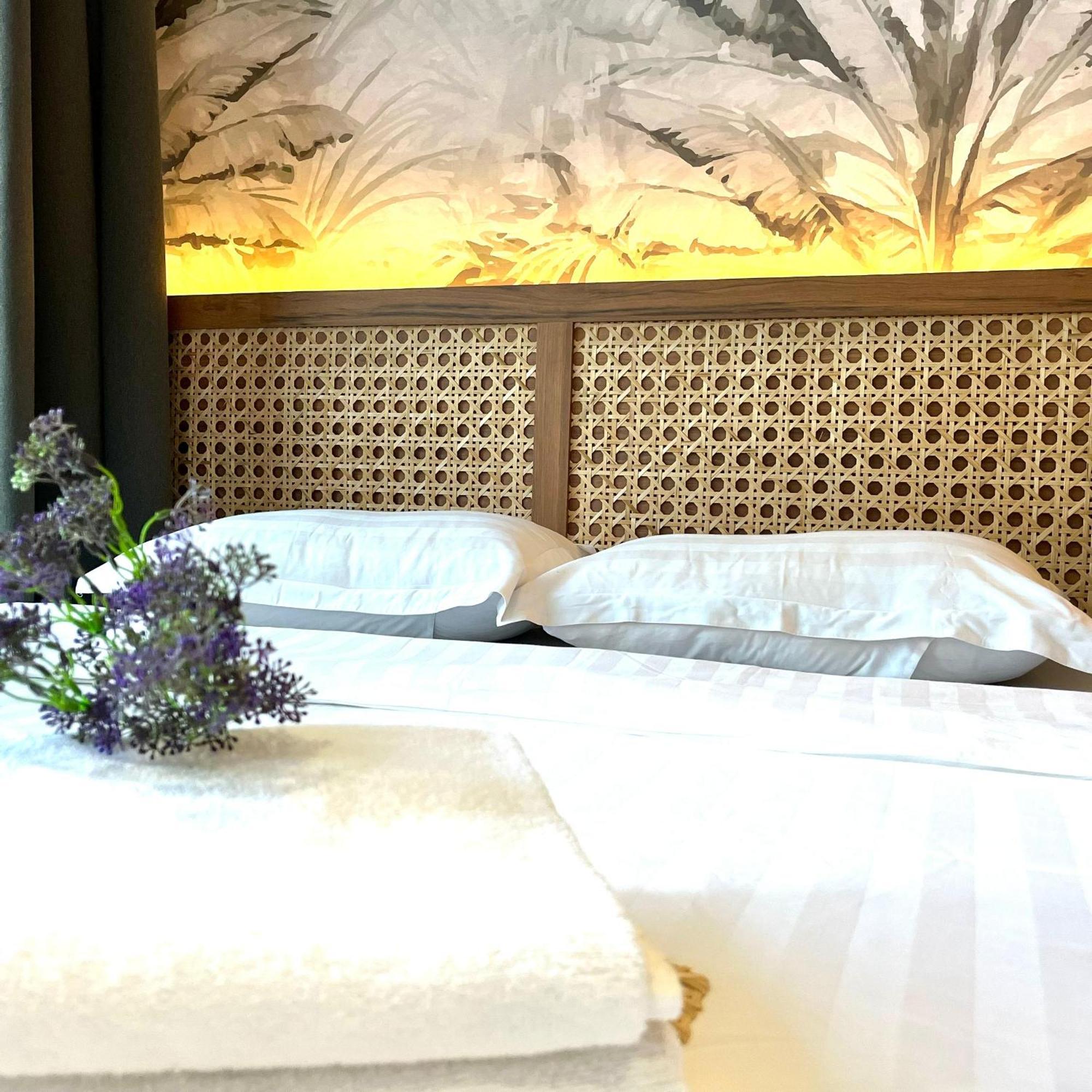 Covesign Suite, The Shore Kota Kinabalu Exterior foto